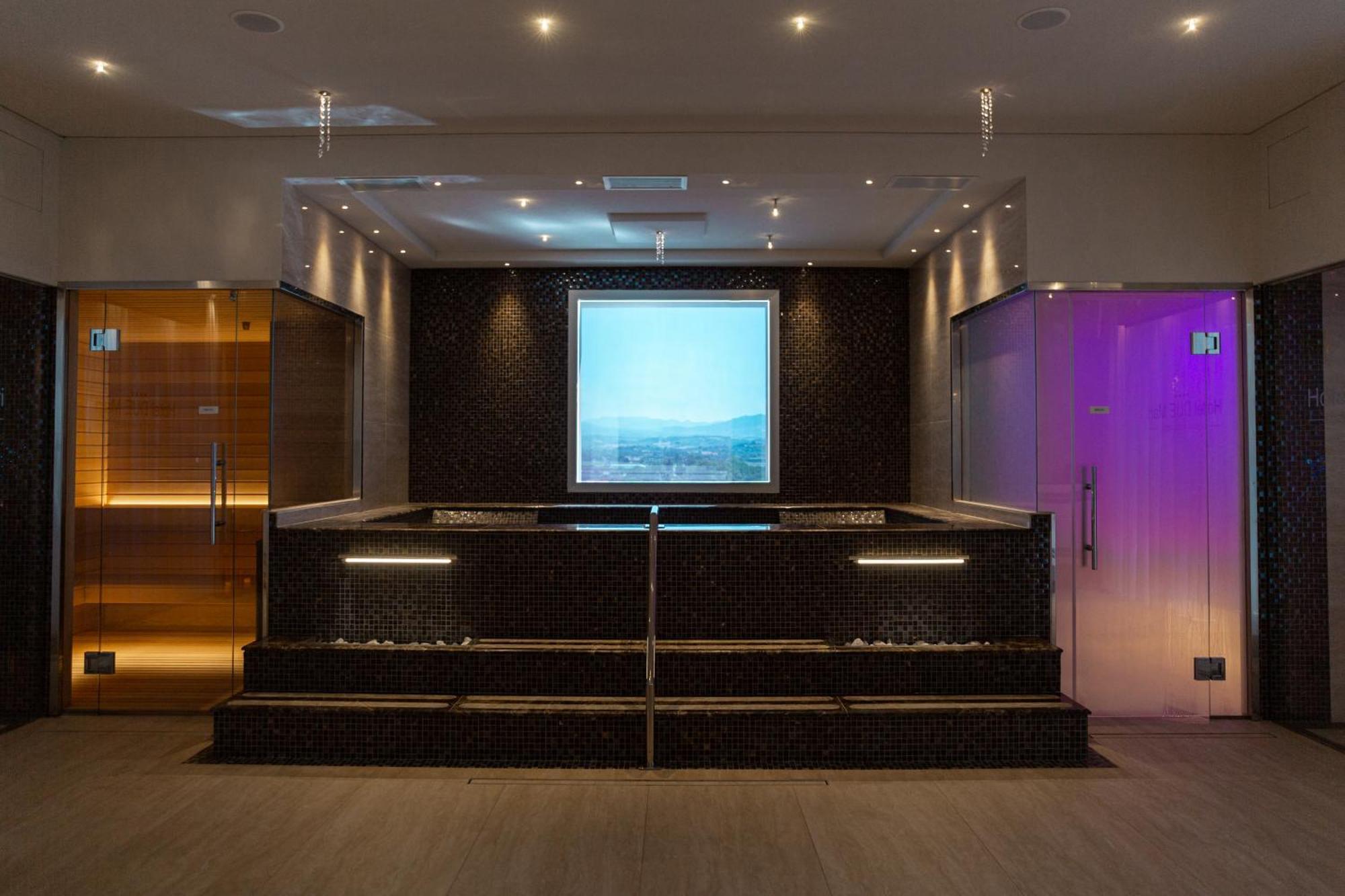 Hotel Due Mari & Spa Римини Экстерьер фото